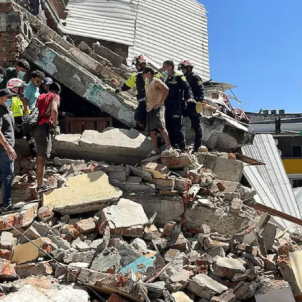 Devastador terremoto en Colombia deja más de 300 muertos y pérdidas millonarias
