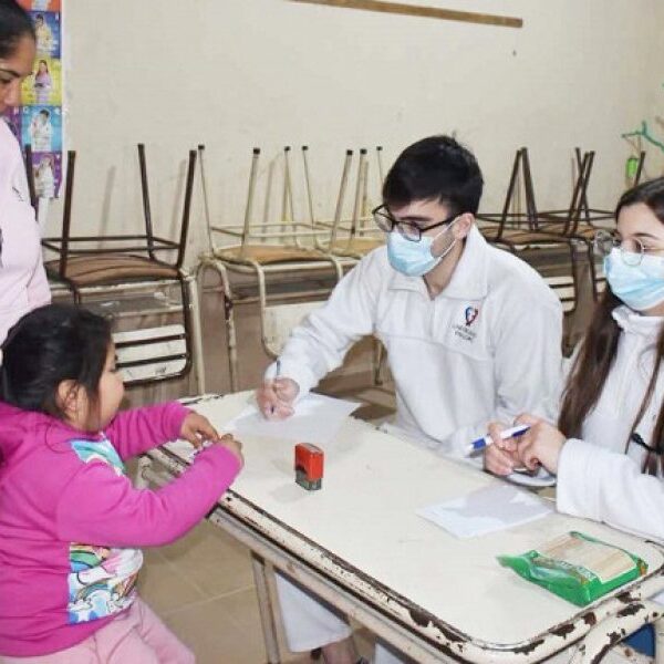 Despliegan operativo sanitario para vecinos del paraje San Ramón