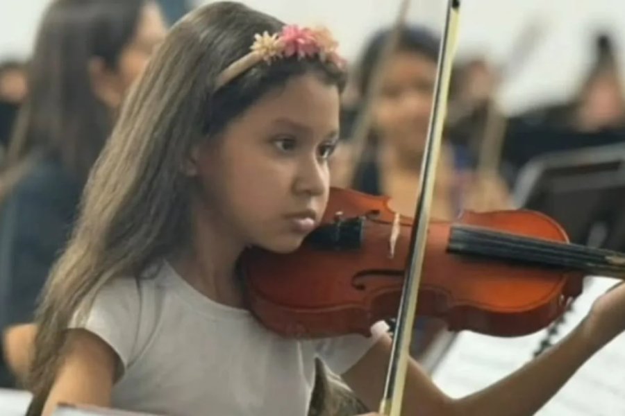 Murió Romina Rivera Cruz, la niña violinista de 9 años que tocó en el Vaticano ante el Papa León XIV