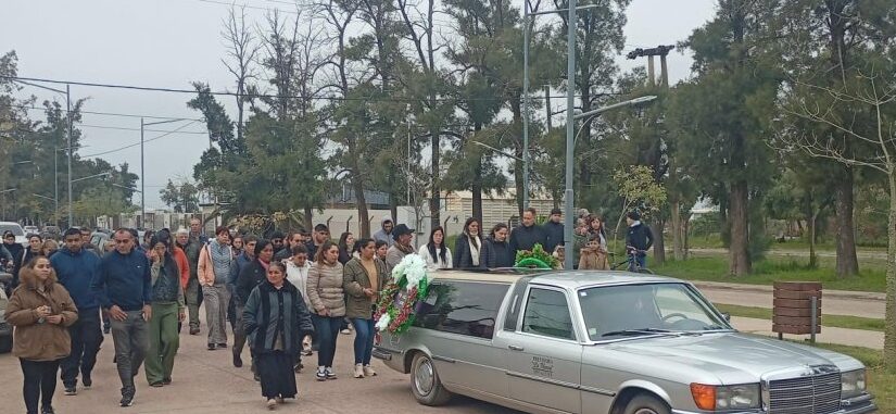 Trasladaron los restos de Eduardo «El Polaco» Riemersma al Cementerio Municipal de Bandera