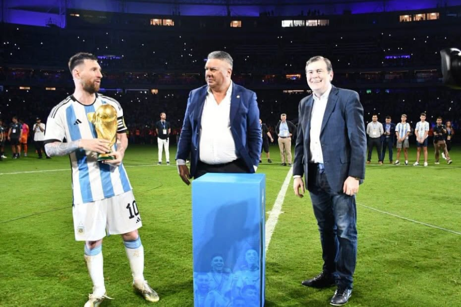Reconocimiento de Gerardo Zamora a Lionel Messi y su recuerdo del paso por Santiago del Estero