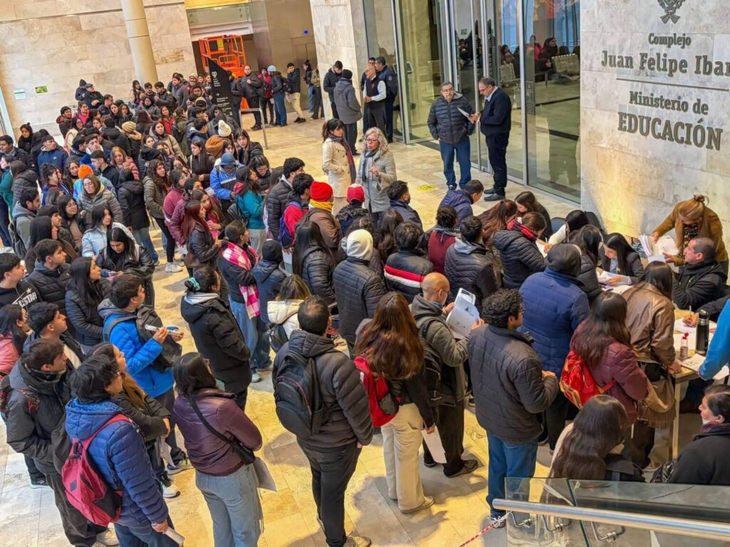 Más de 4200 jóvenes ya cursan una nuera etapa de “Santiago Crece con Vos”