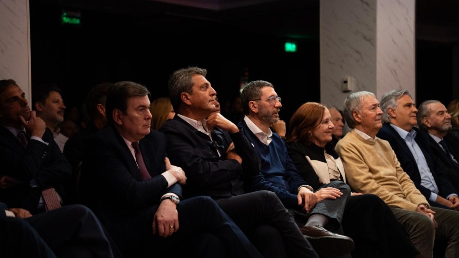 Zamora quiere ser candidato a presidente y promete traer a cuatro gobernadores peronistas y un radical