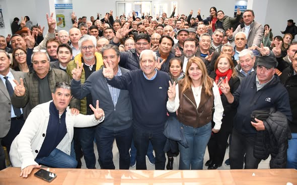 José Emilio Neder encabezó una reunión del Partido Justicialista de Santiago del Estero para organizar las elecciones internas José Emilio Neder encabezó una reunión del Partido Justicialista de Santiago del Estero para organizar las elecciones internas