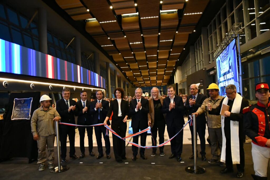 El Gobernador Elías Suárez inauguró la nueva Terminal de Ómnibus de Las Termas de Río Hondo El Gobernador Elías Suárez inauguró la nueva Terminal de Ómnibus de Las Termas de Río Hondo