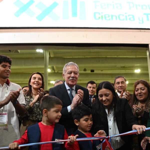 El gobernador Elías Suárez participó de la apertura de la XXIII Feria Provincial de Ciencia y Tecnología