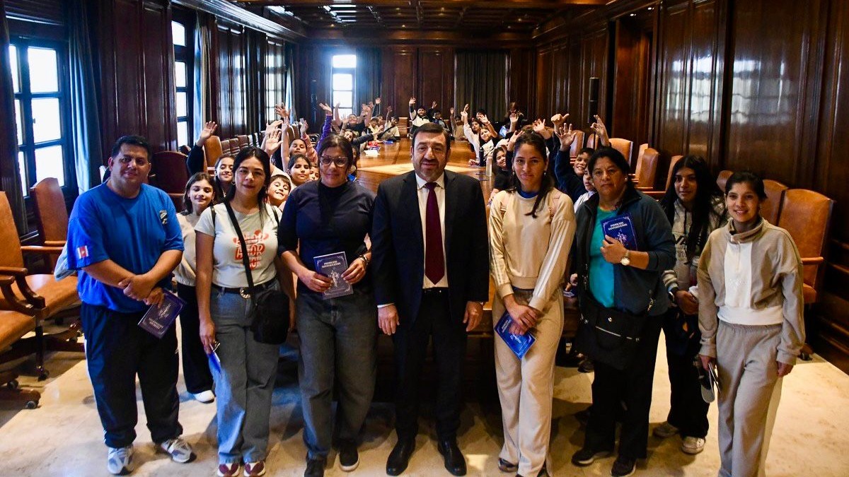 Alumnos de la ciudad de Bandera visitaron Casa de Gobierno
