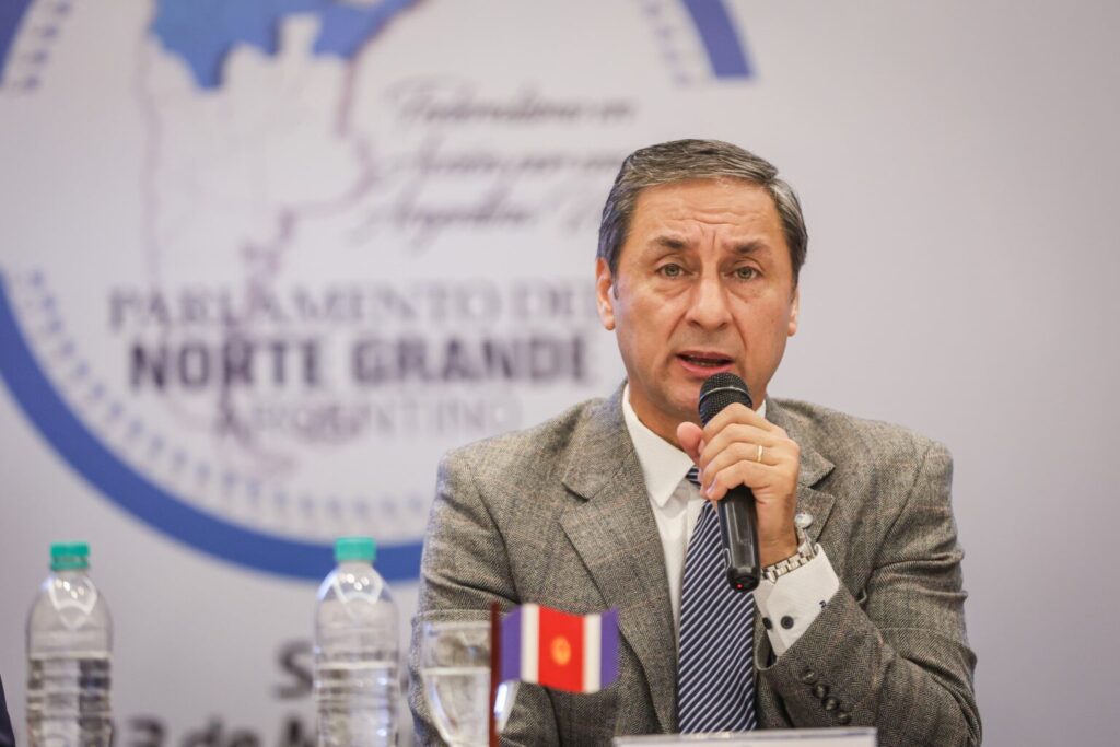 El Parlamento del Norte Grande sesionará en La Rioja el 9 y 10 de septiembre El Parlamento del Norte Grande sesionará en La Rioja el 9 y 10 de septiembre