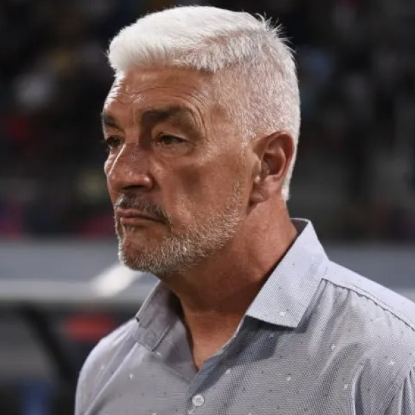 Designación de Omar De Felippe como nuevo director técnico de Talleres de Córdoba
