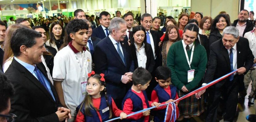 Apertura de la XXIII Feria Provincial de Ciencia y Tecnología en el Nodo Tecnológico bajo la gestión de Elías Suárez