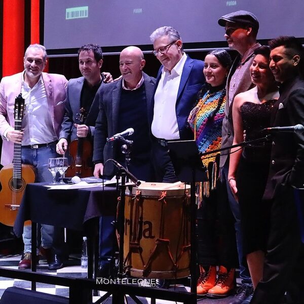 Presentación del libro «Un caballo dentro de la lluvia» de Bebe Ponti en la Feria del Libro de Santiago del Estero