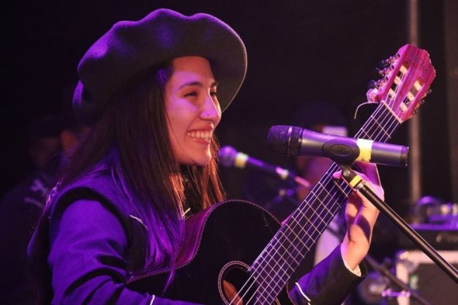 La cantante Sele Vera sufrió un accidente con múltiples lesiones en la pierna y deberá alejarse temporalmente de los escenarios La cantante Sele Vera sufrió un accidente con múltiples lesiones en la pierna y deberá alejarse temporalmente de los escenarios