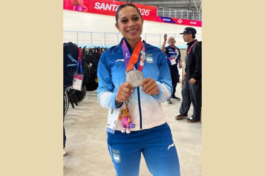 La ciclista santiagueña Natalia Vera obtuvo la medalla de plata en los Juegos Suramericanos Santa Fe 2026