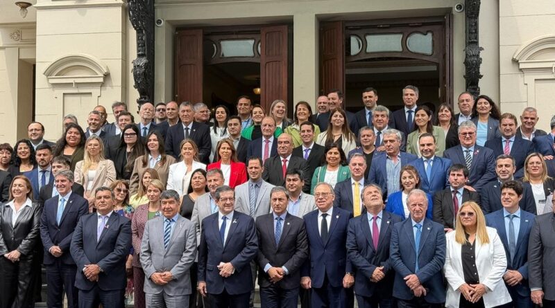 El parlamento del Norte Grande fijó postura sobre la crítica coyuntura económica y social del país