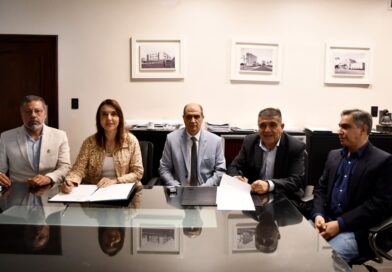 Educación y Obras Públicas avanzan en el desarrollo de prototipos de escuelas en la Provincia