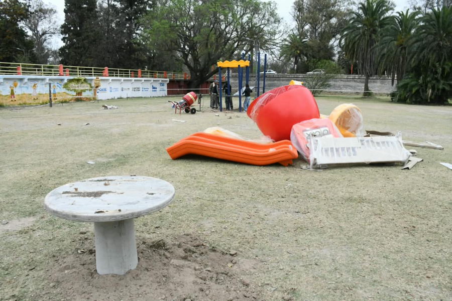 Amplían los espacios recreativos del Parque Aguirre con nuevos juegos y merenderos Amplían los espacios recreativos del Parque Aguirre con nuevos juegos y merenderos
