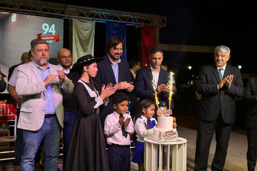 Monte Quemado celebro sus 94 anos con un acto central y uniendo a la comunidad Monte Quemado celebro sus 94 anos con un acto central y uniendo a la comunidad