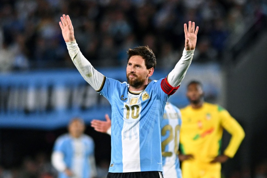 Lionel Messi se despidió de la Selección Argentina con una goleada 3-0 ante Benín en el Monumental Lionel Messi se despidió de la Selección Argentina con una goleada 3-0 ante Benín en el Monumental