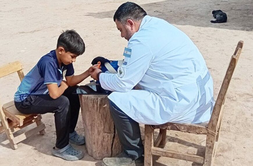La escuela ambulante «Caminos de Tiza» visitó San José del Boquerón para brindar apoyo educativo en parajes rurales