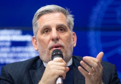 Renunció Julián Curi al Ministerio de Seguridad en medio de un conflicto por competencias judiciales